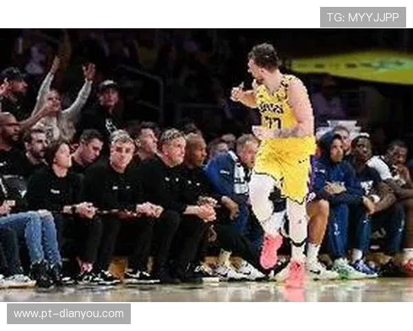 NBA直播AKNBA：全程高清赛事直播与精彩回放